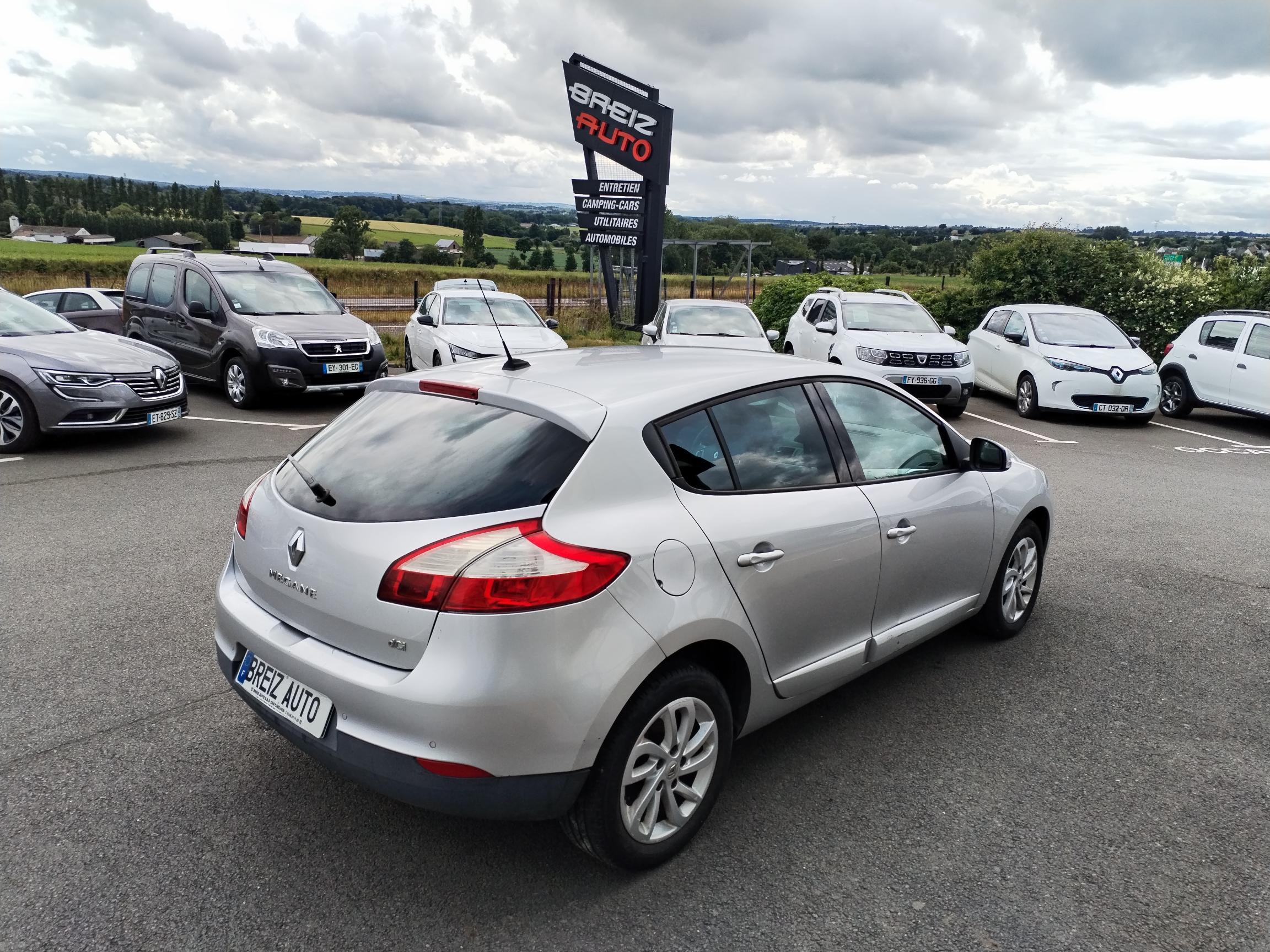 RENAULT  MEGANE III               